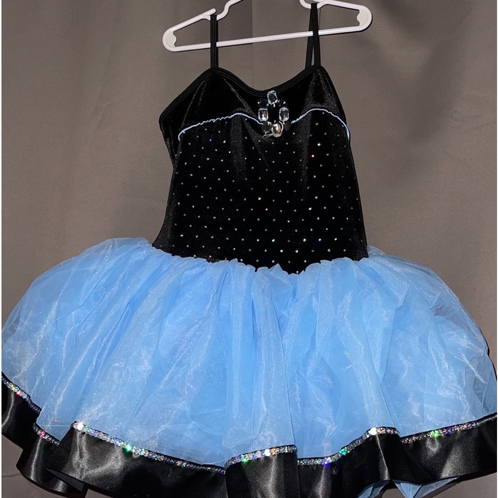 Dance costume